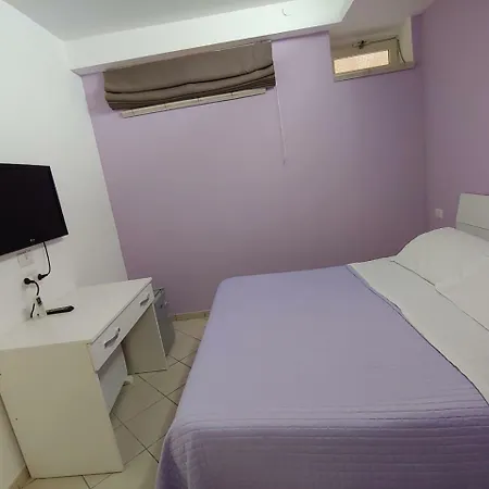 게스트하우스 Relais Basement 3*